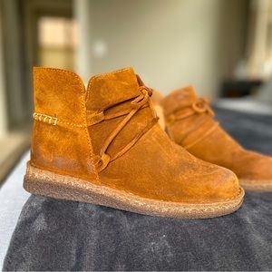 Brown Born boots